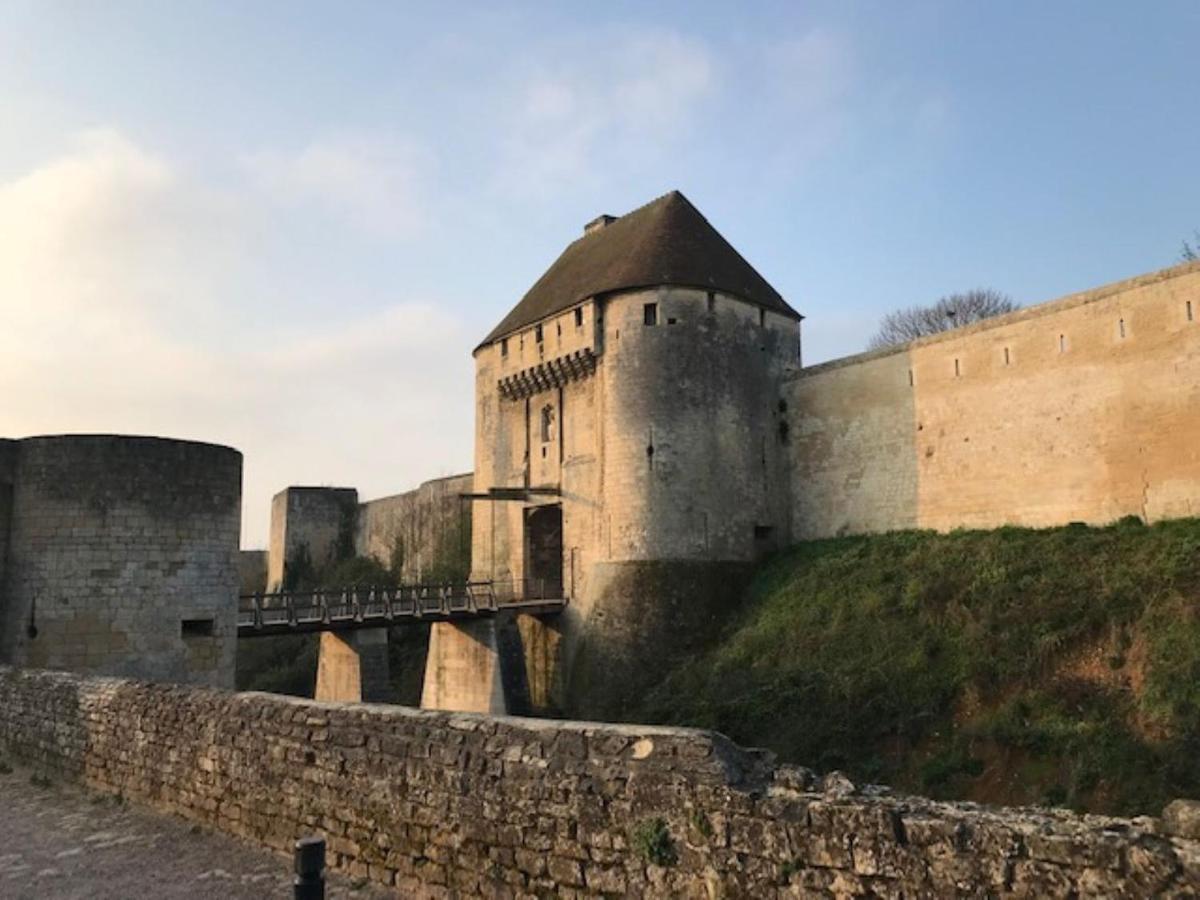 Hotel Du Chateau Caen Exterior photo